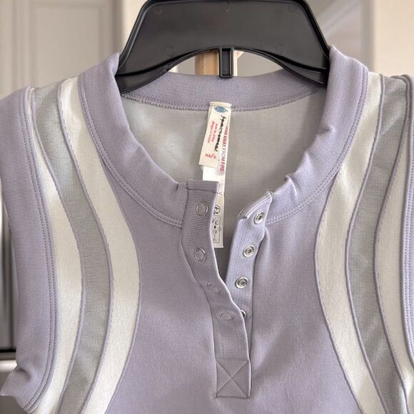 NWOT Free People Free Kick Crop Henley Lavender  Sleeveless Muscle Top XS/S - Picture 6 of 10